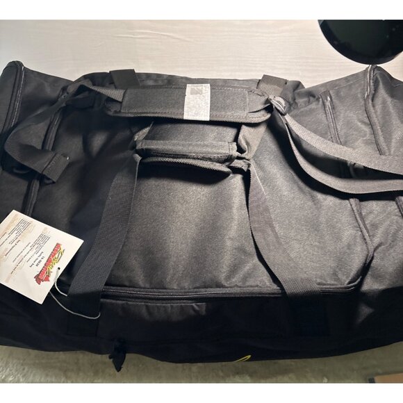 Large Black Duffel Bag Royal Distributing Adjustable Strap Zipper Canada - Picture 12 of 16